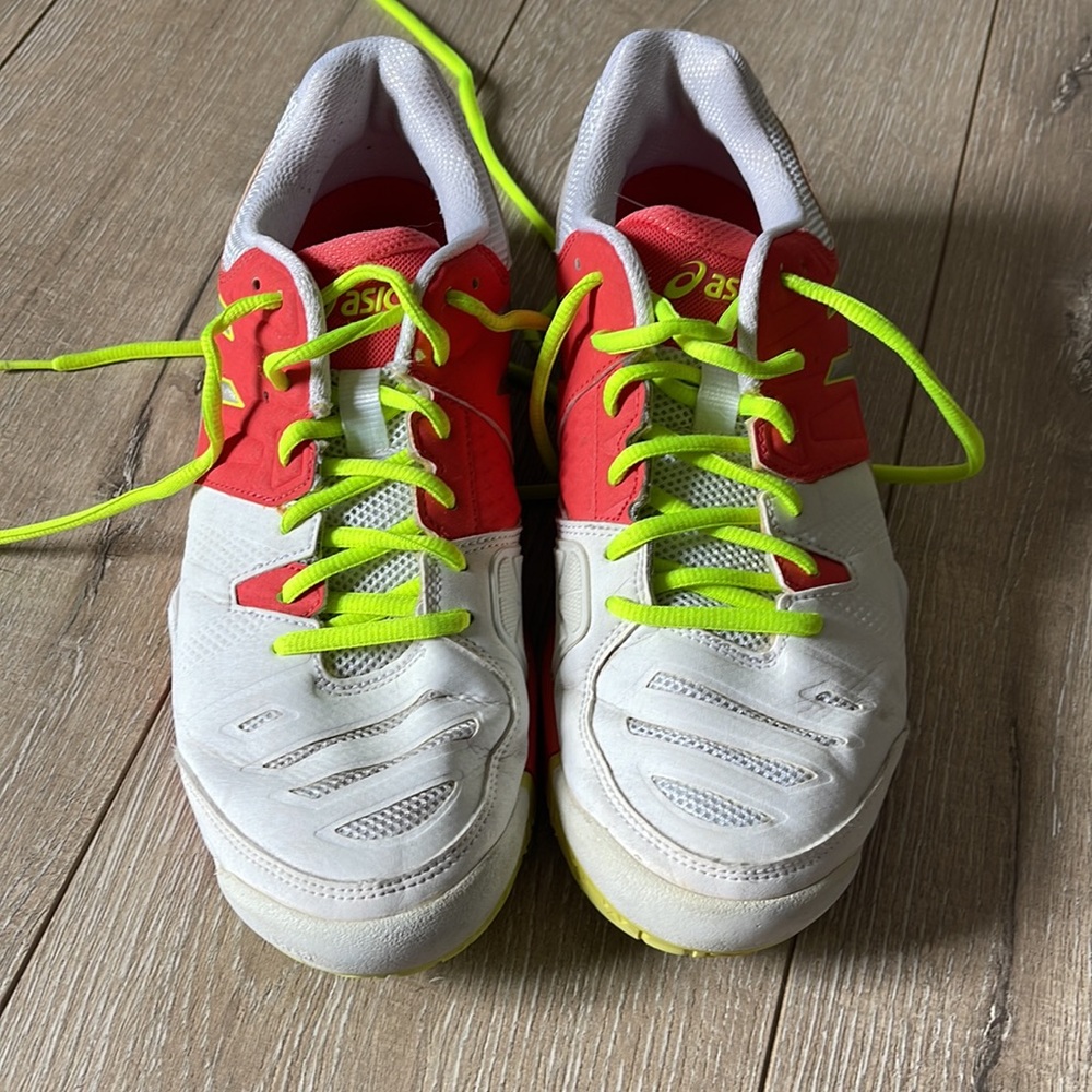 Asics Gel Challenger Women’s Tennis Shoes View 2
